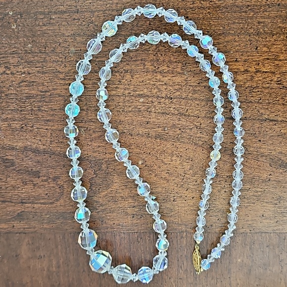 Aurora Borealis Crystal Bead Vintage Necklace - Picture 7 of 8